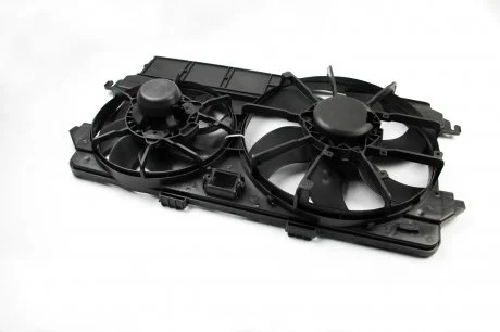 Дифузор радіатора Connect 1.8DI/TDCI 02- BSG BSG 30-511-001