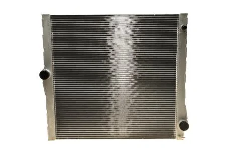 Радіатор охолодження BMW X5 (E70) 3.0 (N52) 06-12/4.8 (N62) 06-10 MAHLE / KNECHT CR 1050 000S