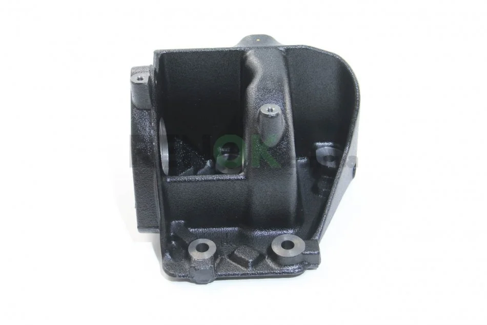 Кронштейн подшипника правой полуоси 2.5dci Trafic II, Vivaro A 2006- Renault RENAULT 8200426805 (фото 1)