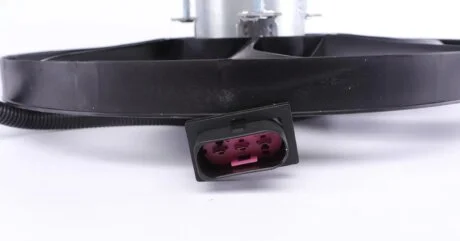 Вентилятор радіатора (електричний) VW Sharan 1.9/2.0 TDI 95-10 NRF 47057