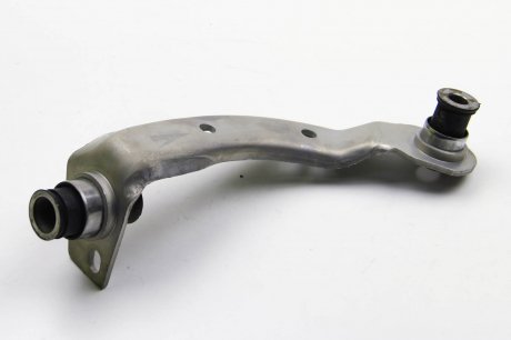 Кронштейн балки RENAULT 8200361270