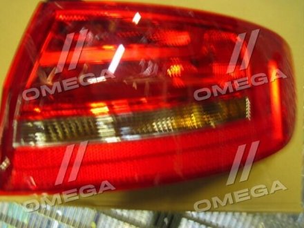 Ліхтар задній зовнішній правий Audi A4 B8 седан (08-15) EUR TYC 11-6517-A1-2B