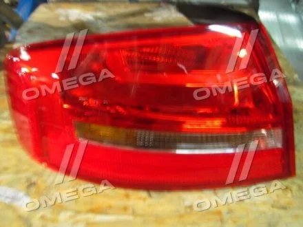 Ліхтар задній зовнішній лівий Audi A4 B8 седан (08-15) EUR TYC 11-6518-A1-2B