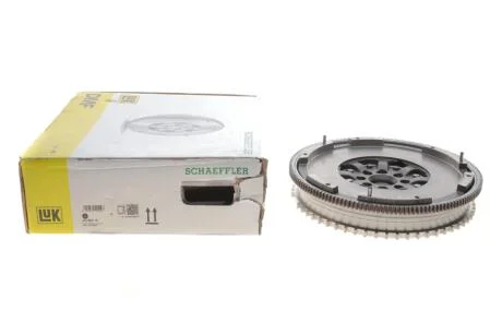 Демпфер зчеплення MB Sprinter (907/910) 2.2CDI, OM651, 02/18-, 84/105kw, FWD LuK 415 0931 10