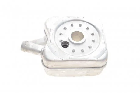 Радіатор масляний VW T4/LT 2.5TDI/Crafter 88-136PS (теплообмінник) SOLGY 112049