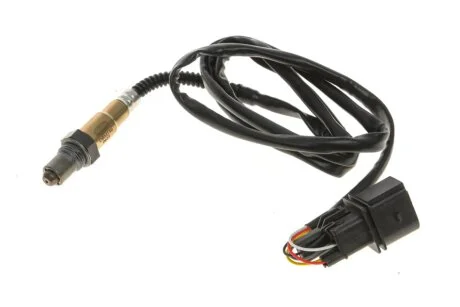 Лямбда-зонд (кількість дротів 5, 1510мм) AUDI A3, A4 B5, A4 B6, A6 C5, A8 D3, TT SEAT EXEO, EXEO ST, IBIZA III, LEON, TOLEDO II SKODA OCTAVIA I VW BORA, BORA I, GOLF IV 1.4-6.0 11.94-12.17 MAGNETI MARELLI 466016355150