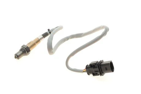 Лямбда-зонд (кількість дротів 5, 750мм) AUDI A1, A3, A4 ALLROAD B8, A4 B7, A4 B8, A5, A6 ALLROAD C6, A6 ALLROAD C7, A6 C6, A6 C7, A7, A8 D4, Q3, Q5, Q7, R8, R8 SPYDER, TT 1.4-5.2 10.96- MAGNETI MARELLI 466016355149