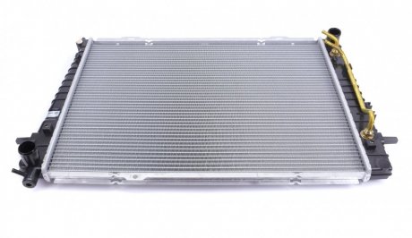 Радиатор охлаждения Hyundai Tucson/KIA Sportage 2.0 CRDi 04- (АКПП) MAHLE / KNECHT CR 1321 000S