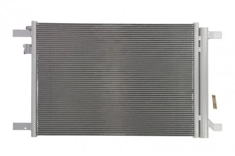 Фото 1 - конденсер AUDI Q2 (16-) 1.0 TSI NISSENS 941067 Конденсер AUDI Q2 (16-) 1.0 TSI NISSENS 941067 (фото 1)