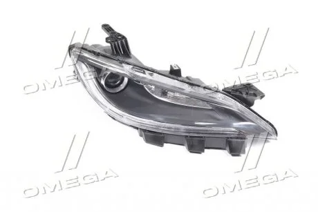 Фара правая Chrysler 200 (15-) хром с ДХО TYC 20-9587-C0-1N