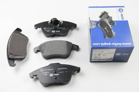 Колодки гальмівні дискові; передня вісь / Q3 2011- HELLA 8DB 355 014-031