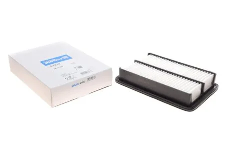 Фильтр воздушный Hyundai H-1 II 2.4 и 2.5 CRDi/TDCi 07- Purflux A1837