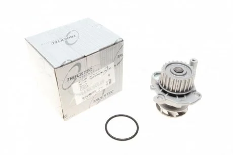 Помпа води Audi A4/A6/VW Caddy/Golf IV/Passat/T5 1.8T/2.0 03- TRUCKTEC 07.19.085