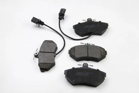 Гальмівні колодки пер. A4/Passat94-08 (TRW) з датчиком Bremsi BP2935