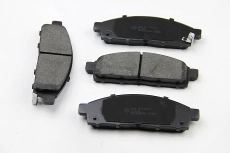 Гальмівні колодки пер. Mitsubishi L200 05-15 (tokico) Bremsi BP3296
