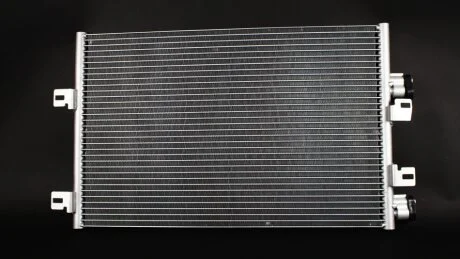 Радіатор кондиціонера Nissan Kubistar, Renault Kangoo Kale oto radyator 389200