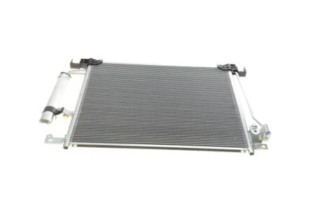 Радіатор кондиціонера (з осушувачем) Nissan Juke 1.2/1.6DIG-T/1.5dCi 10- NRF 350407