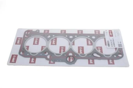 Прокладка головки блоку (азбест) 1,61мм (3 отв) VW Caddy 1,6D (82-92), Golf (83-91), Passat (88-93) Vika 11030155801