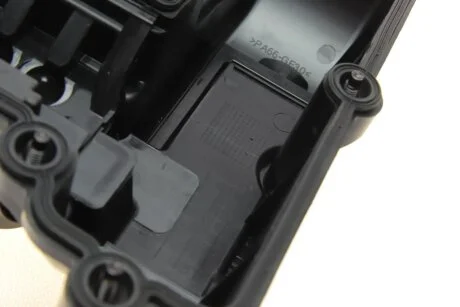 Кришка клапанів з клапаном рециркуляції відпрацьованих газів і прокладкою FEBI BILSTEIN 176086