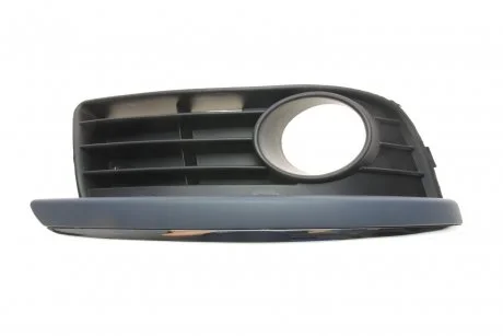 Вставка бампера (під протитуманку) VW Golf V/Jetta 06-10 (R) AUTOTECHTEILE 385 3044