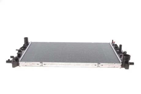 Радіатор охолодження MB Sprinter 06- (+AC, АКПП) (415x680x34) Valeo 735089