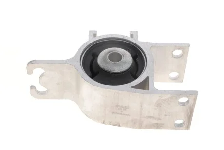 Сайлентблок переднього важеля FAG 829 0619 10