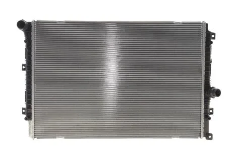 Радіатор охолодження двигуна NRF 550277