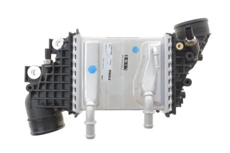 Радіатор інтеркулера MAHLE MAHLE / KNECHT CI 663 000P
