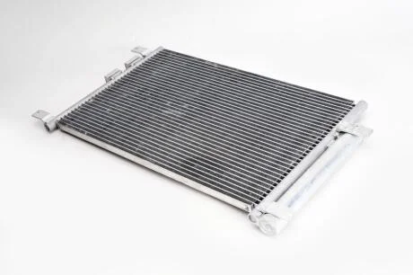 FIAT Радіатор кондиціонера (конденсатор) Alfa Romeo 147/156 1.6/3.2 NISSENS 94746