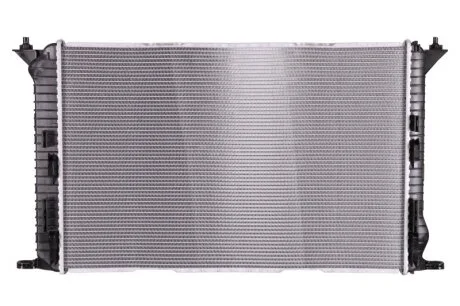 Радіатор охолодження двигуна NISSENS 60322