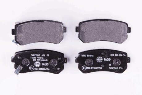 Колодки гальмівні дискові; задня вісь HELLA 8DB355006961