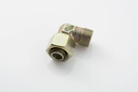 Конектори шланга (кутовий M18x1,5 внутрішній M18x1,5 розмір вкручування 17 22/12мм довжина:24/29) PETERS PE AUTOMOTIVE 07664300A