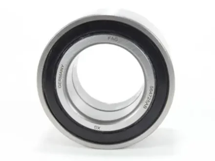 Підшипник маточини колеса переднього 90-03 Zilbermann 01-203