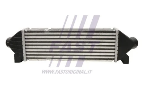 Радіатор інтеркулера 2.4TDE 16V FORD Transit 00-06 FAST FT55601