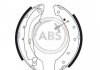 Комплект тормозных колодок A.B.S. 8895 (фото 2)