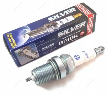 Свіча запалювання 2110-12/1117-19/2170-72/Ланос (16кл) інж (зазор 0,7мм) з резистором (п/газ)(ключ 16) (к-т 4 шт) SILVER BRISK DR15YS