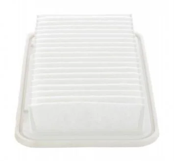 Фільтр повітряний TOYOTA AVENSIS (_T25_) 03-08, AVENSIS Estate (_T25_) 03-08 CHAMPION CAF100813P