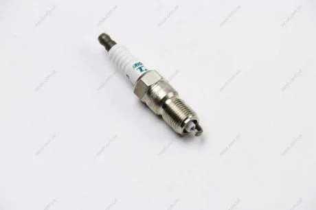 Свічка запалювання Iridium TT Mazda 3 6 2,0i 03>09, Ford Focus II C-Max I Mondeo III 1,8i 2,0i DENSO IT20TT