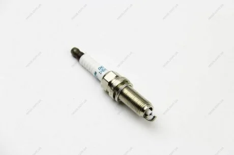 Свічка запалювання Iridium TT Nissan Qashqai 1,6i 2,0i 07>, Teana 2,5i 08>, X-trail 2,0i 2,5i 08> DENSO IXEH20TT