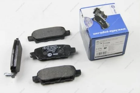 Колодки гальмівні дискові; задня вісь HELLA 8DB 355 010-241