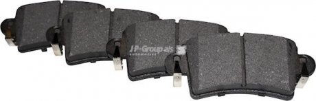 Комплект тормозных колодок, дисковый тормоз JP GROUP 1263700910