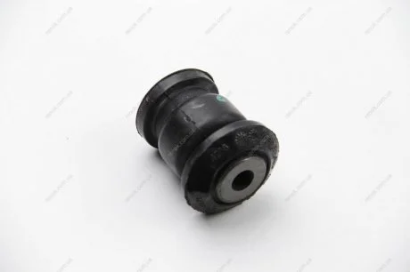 Сайлентблок важеля LM LEMFORDER 36657 01