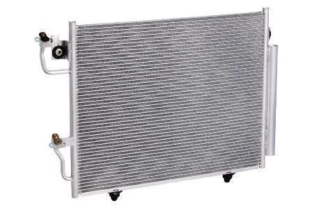 Радиатор кондиционера Pajero III (00-) с ресивером LUZAR LRAC 11151