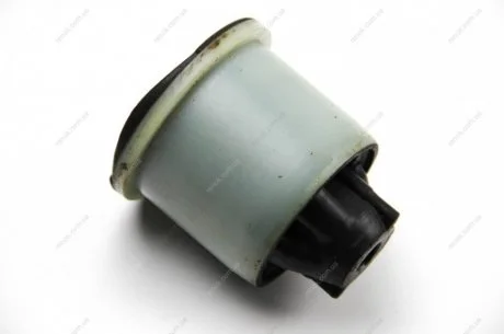 Сайлентблок задньої балки Logan 04-/Duster 10-/Sandero 08- Metalcaucho 05755
