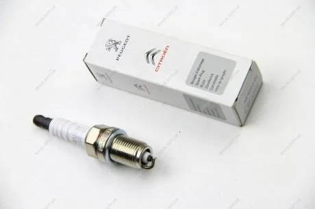 СВІЧКА ЗАПАЛЮВАННЯ БЕНЗИНОВО PEUGEOT Peugeot/Citroen 5960J3