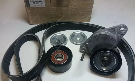 Комплект ременя генератора Dacia Duster/ Laguna II 1.4/1.6 16V 04- (6PK1822) RENAULT 117206746R