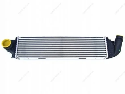 Радіатор інтеркулера 1,6 dci Opel Vivaro, Trafic III 2014- RENAULT 144960050R