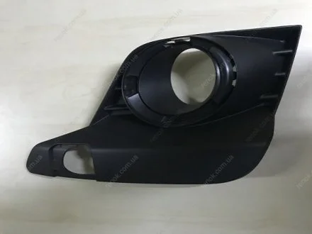 Накладка ПТФ RENAULT 261A23101R